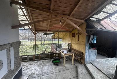 Casă cu 3 camere cu Teren 3440 Mp în Central - 12