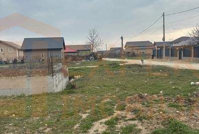 Teren Construcții intravilan de 421 mp, în Lazu - 6