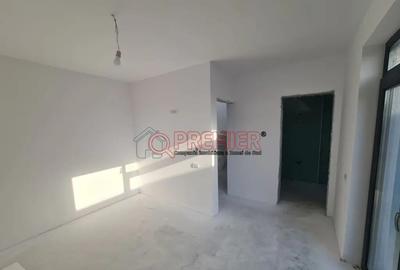 Casă cu 4 camere cu Teren 183 Mp în Central - 4