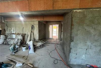 Sp com 277 mp, se poate inchiria si jumatate, bl nou, Lic Unirea - 14