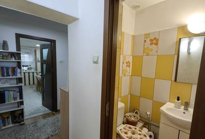 Apartament cu 4 camere decomandat în Central - 15
