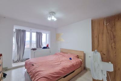 Apartament de 2 camere, semidecomandat, etaj 6/10, mobilat, Victoriei4 - 9
