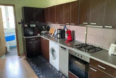 Apartament cu 3 camere semidecomandat în Central - 4