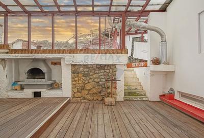 Casă cu 10 camere cu Teren 411 Mp în Schei - 34