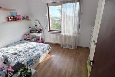 Apartament cu 3 camere decomandat în Central - 2