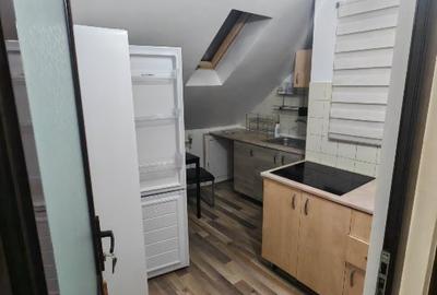 Apartament 2 camere mansarda zona Copou - 5