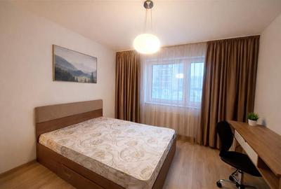 Apartament cu 3 camere decomandat, mobilat în Tractorul - 3