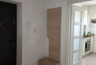 Apartament cu 3 camere decomandat, mobilat în Băneasa - 9