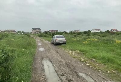Teren de 1100 mp, în Obor