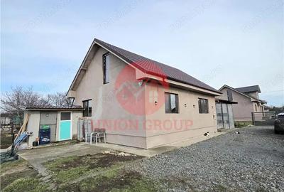 Casă cu 4 camere cu Teren 690 Mp în Corbu - 8