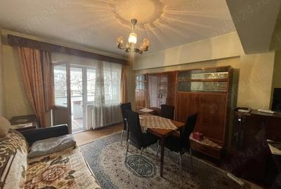 Apartament cu 2 camere decomandat în Traian - 3