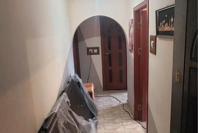Apartament cu 2 camere decomandat în Coman - 2