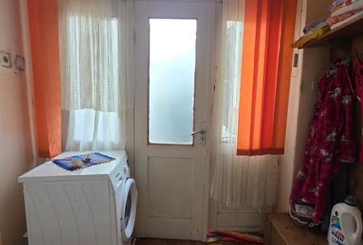 CENTRU 2 CORPURI DE CASA DIN CARAMIDA 5 CAMERE 2 BAI 2 BUCATARII UTILITATI, GAZE - 11