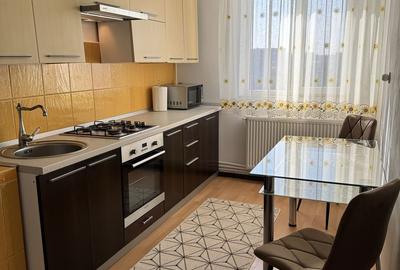Apartament cu 2 camere decomandat, mobilat în Central - 1