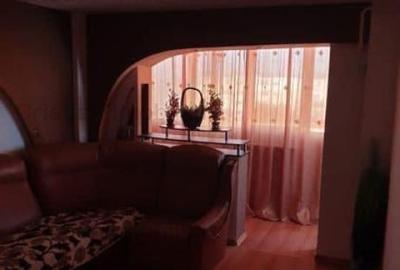 Apartament cu 2 camere decomandat în Buzaului - 2