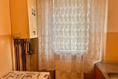 4 camere Craiovita-Materna,etaj 2 cu centrala - 4