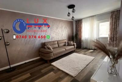 Apartament cu 3 camere decomandat în Piața Nouă