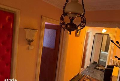 Apartament cu 3 camere decomandat în Central - 9
