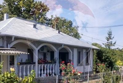 Casă individuală cu 4 camere cu Teren 3414 Mp în Comarna - 2