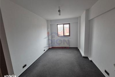 Spațiu comercial, de 61 mp, în Tineretului - 5