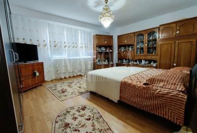 Casă individuală cu 6 camere cu Canalizare în Dâmbul Rotund - 9