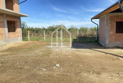 Casă individuală cu 4 camere cu Canalizare în Poplaca - 14