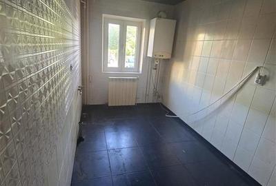 Apartament cu 3 camere decomandat în Central - 6