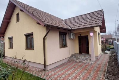 Sanmihaiu Roman - Casa individuala cu 3 camere si teren de 500 mp - 4