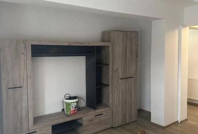 Garsonieră decomandată în Micro 14 - 2