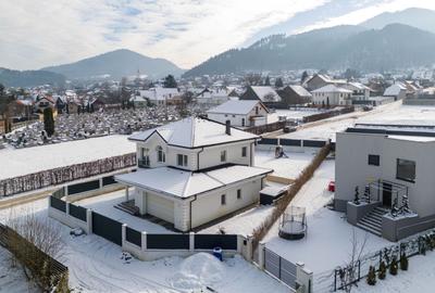 Casă ideală pentru familie în Brașov, Bunloc – spațioasă, luminoasă, priveliște - 54