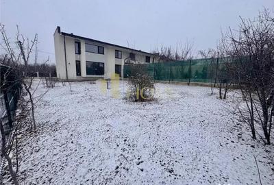 Casă cu 4 camere cu Teren 416 Mp în Păulești - 14