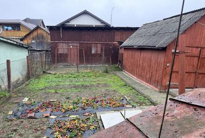 Casă cu 3 camere în Central