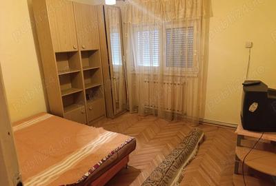 Apartament cu 3 camere decomandat în Central - 2