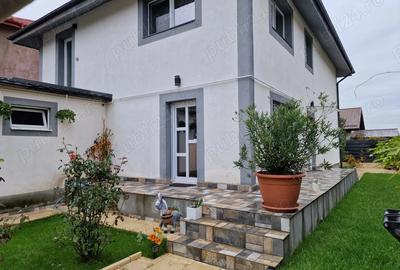 De vanzare Vila individuala P+1+pod + garaj + curte amenajata, in Bragadiru intrare sector 5 De vanzare Vila individuala P+1+pod + garaj + curte amenajata, in Bragadiru intrare sector 5 - 10