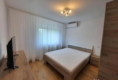 Apartament cu 3 camere decomandat în Nicolina - 2