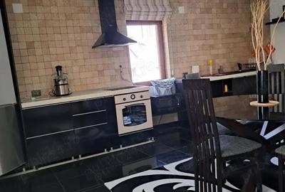 Casă cu 6 camere cu Teren 540 Mp în Anda - 3