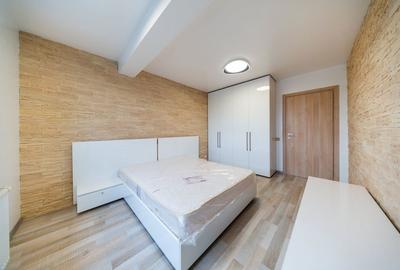 Apartament cu 3 camere decomandat în Berceni - 1