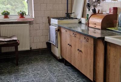 Apartament cu 4 camere decomandat în Mircea cel Bătrân - 2