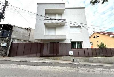 Vila+Spatiu COMERCIAL in Centrul orasului - 1