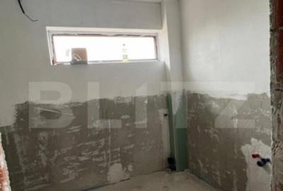 Apartament de 3 camere, 2 balcoane, 93 mp, etaj 1 - 6