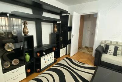 Apartament cu 2 camere semidecomandat în Șagului