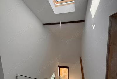 Casă cu Teren 290 Mp în Gruia - 3