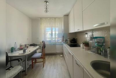Apartament cu 3 camere decomandat în Luncă - 9