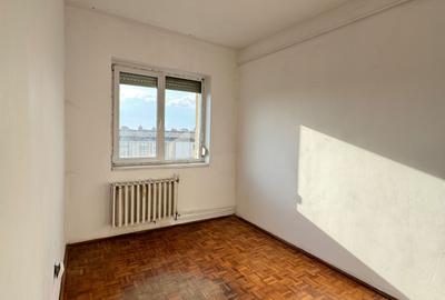 Apartament cu 3 camere semidecomandat în Ultracentral - 3