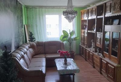 Apartament 3 camere str. Luica