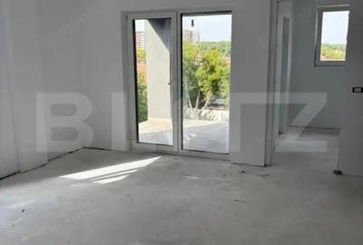 Apartament cu 3 camere decomandat în Lipovei