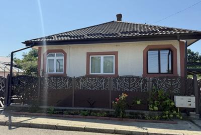 Casă cu 4 camere în Târgu Frumos - 7