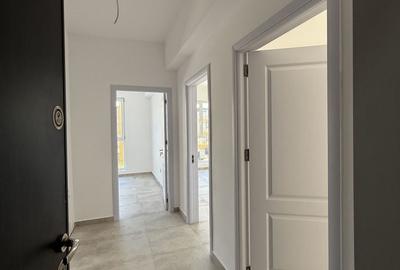 Apartament cu 3 camere decomandat în Titan - 1