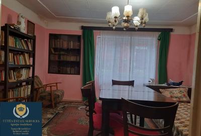 Casă cu 4 camere, atelier de lucru și seră - 4