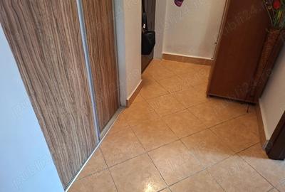 Vand Apartament 2 camere Central - 3